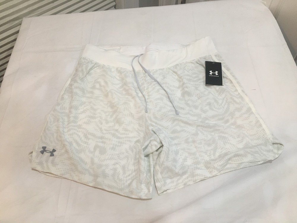 NWT $55.00 Under Armour Mens Launch Elite 7