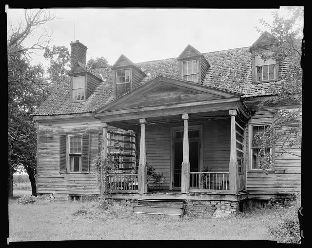 Photo:Kittiewan Weyanoke Virginia 1930s Colonial Plantation House Porch