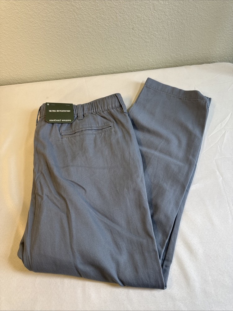 Mutual Weave Men’s Pull-on  Pleated Pants XL Drawstring 29insram 40 Waist Grey
