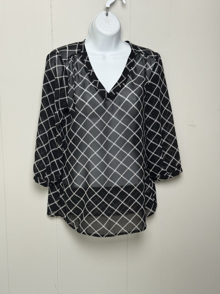 Old Navy Black and White Geometric V Neck Long Sleeve Sheer Blouse Size S