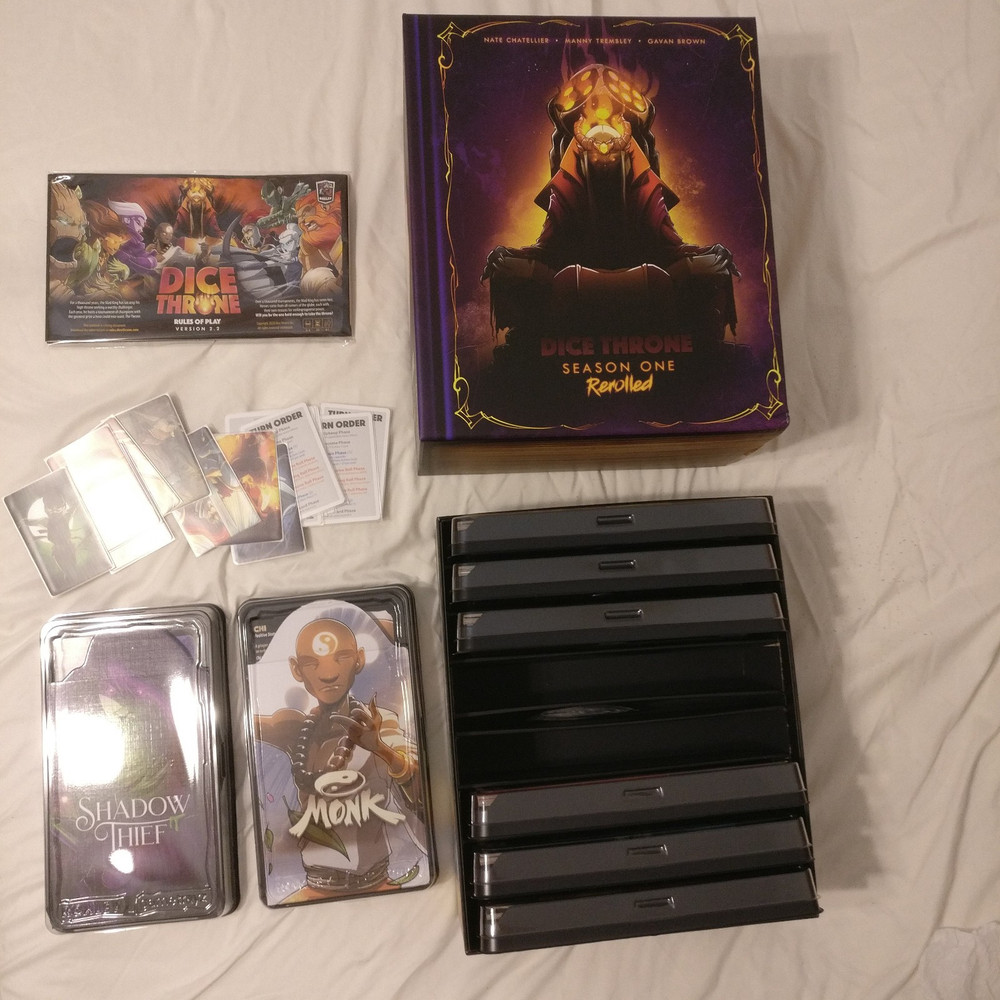 Dice Throne Season One Rerolled - w/ promo cards, gamegenic sleeves