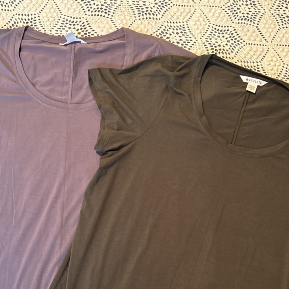 Athleta Women's Olive /Purple Scoop Neck Short Sleeve  Solid T-Shirt 1X (2)