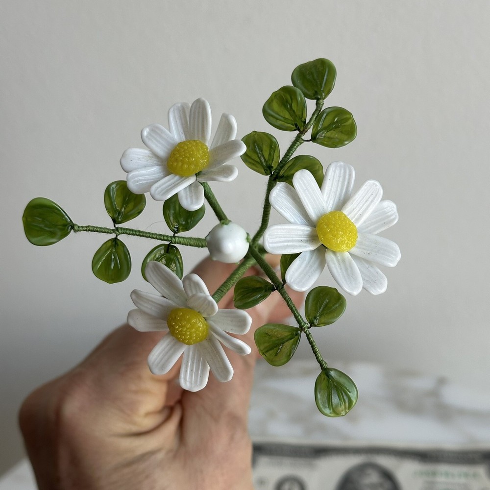 Vintage Czech Bohemian Glass Floral Bouquet-White Flower Blossom-Daisy