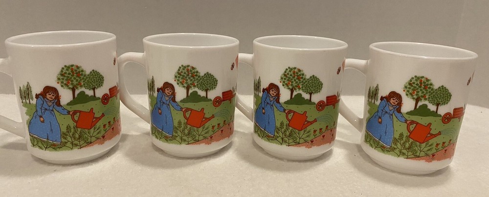 Vtg Milk Glass Arcopal France Girls Farming Butterfly Coffee Cups Set Of Four