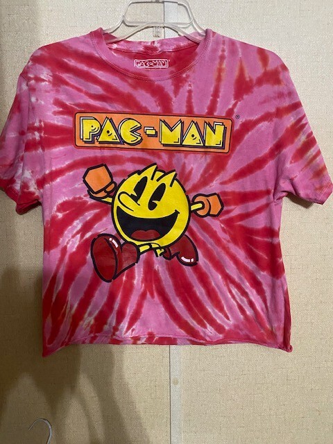 C-Life Women's Pink Pac-Man Graphic Short Sleeve Tee Medium