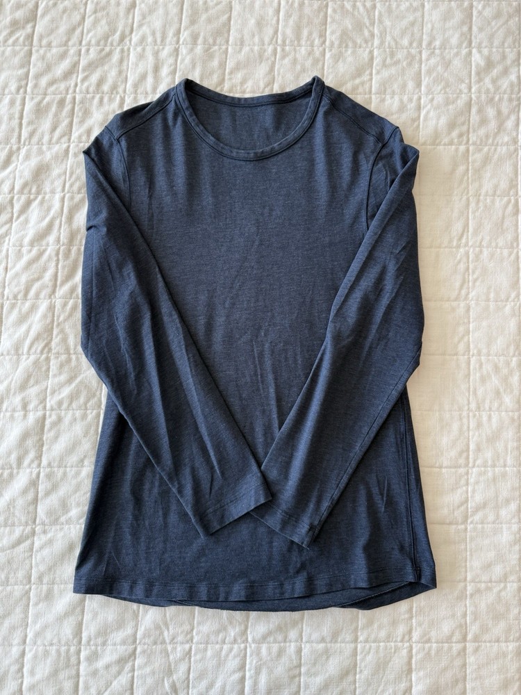 Lululemon Navy Long Sleeve Crew Neck T-Shirt Regular Fit Size S