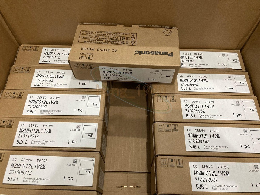 1Pc New Panasonic Ac Servo Motor Msma5Aza2E