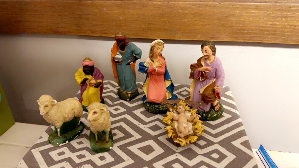 Vintage  Nativity Paper Mache Figurines- Made In Italy
