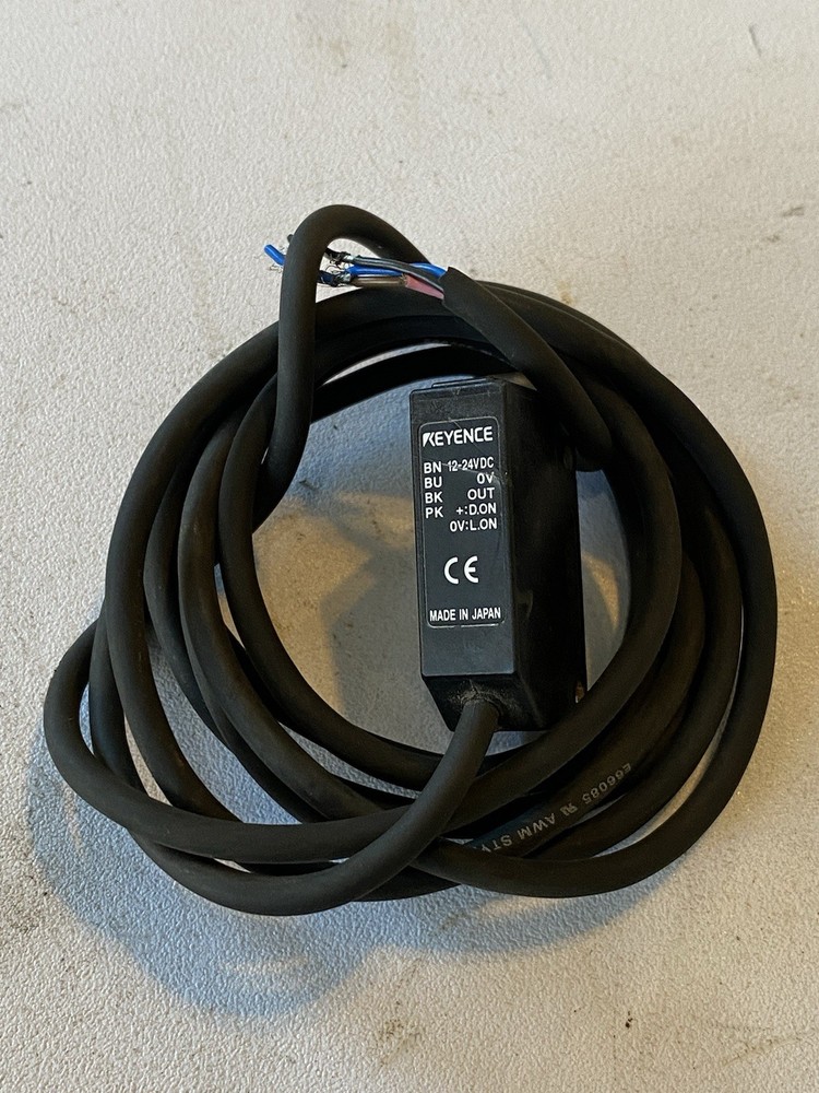 Keyence PZ-M31P Proximity Switch Sensor