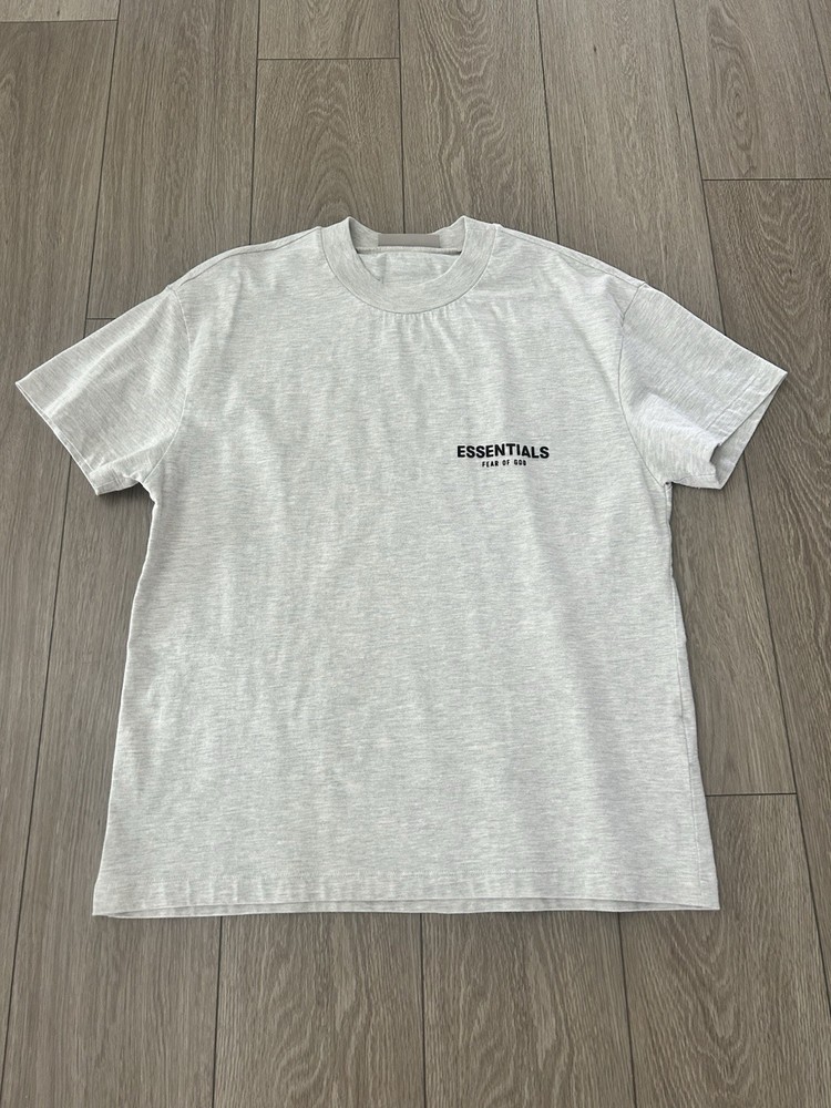 Fear of God Essentials T-Shirt Mens Medium Cream Oatmeal