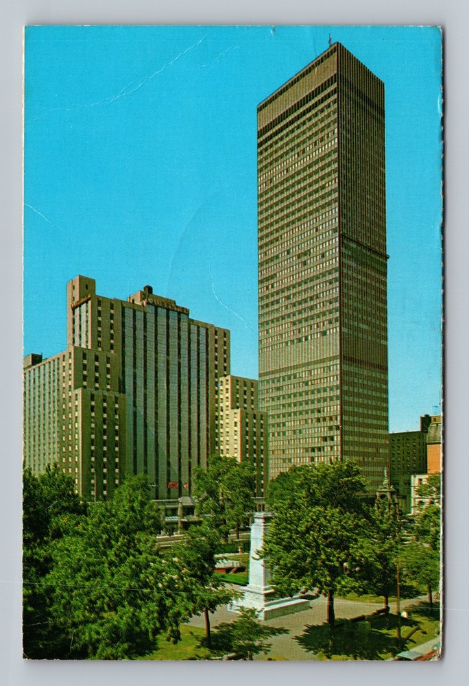 Canada Quebec Montreal Dominion Square Park Postal Card Vintage c1973 Postcard