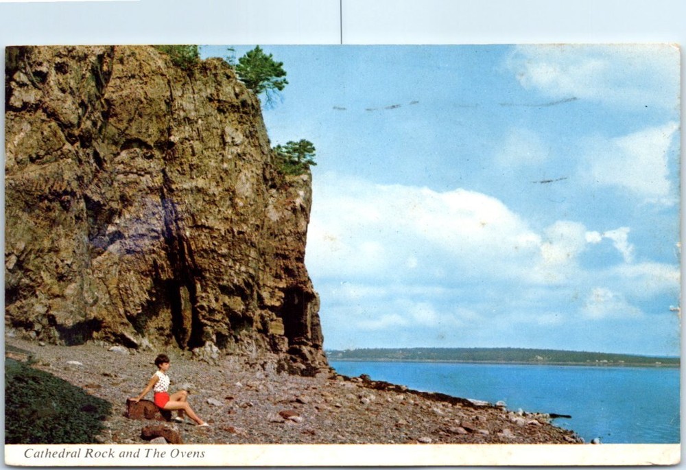 Cathedral Rock And The Ovens, Acadia National Park - Bar Harbor, Maine