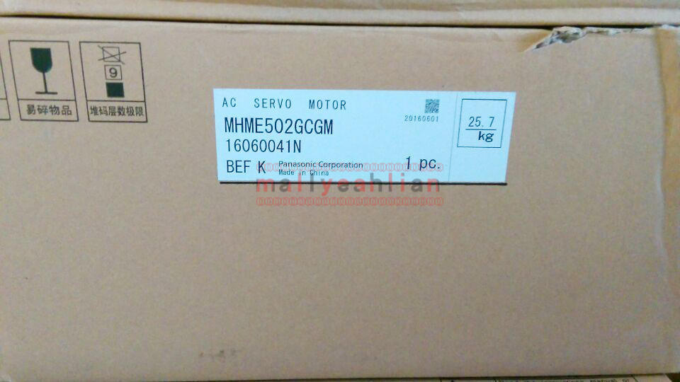 1Pcs New Panasonic Ac Servo Motor Mhme502Gcgm