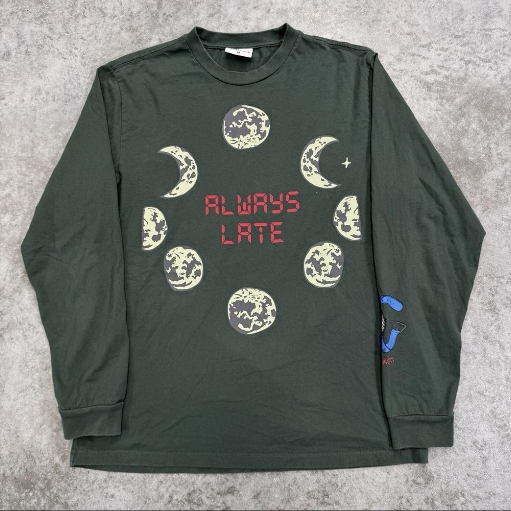 Teddy Fresh Shirt Mens Medium Always Late Long Sleeve Graphic Moon Broken Watch