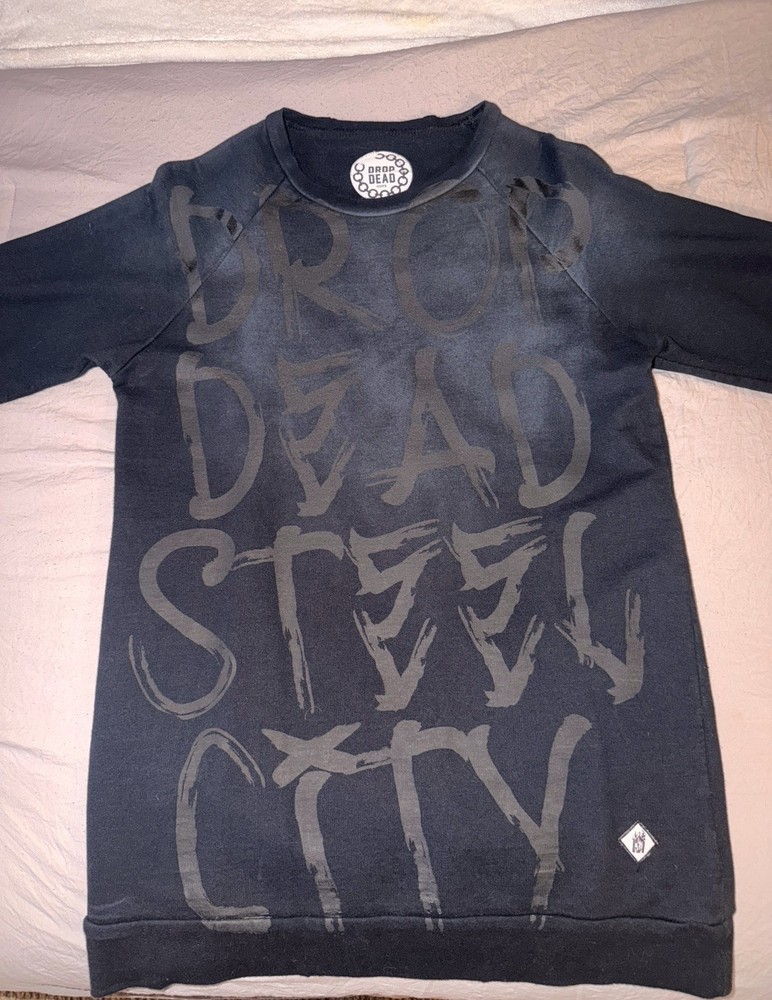 Drop Dead Brand Long Sleeve Crop T-Shirt Size Small