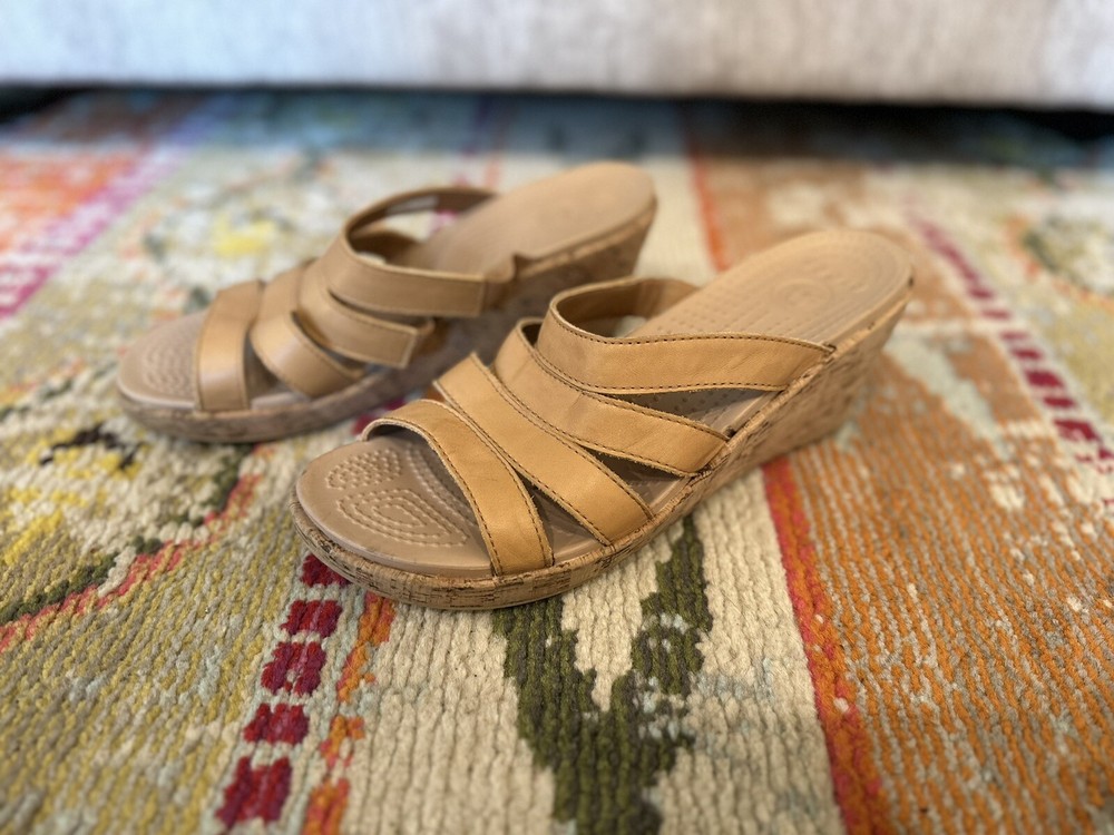 Crocs Women’s Sandals Size 10 Tan A-Leigh Wedge Slide Cork Sole Brown 200414