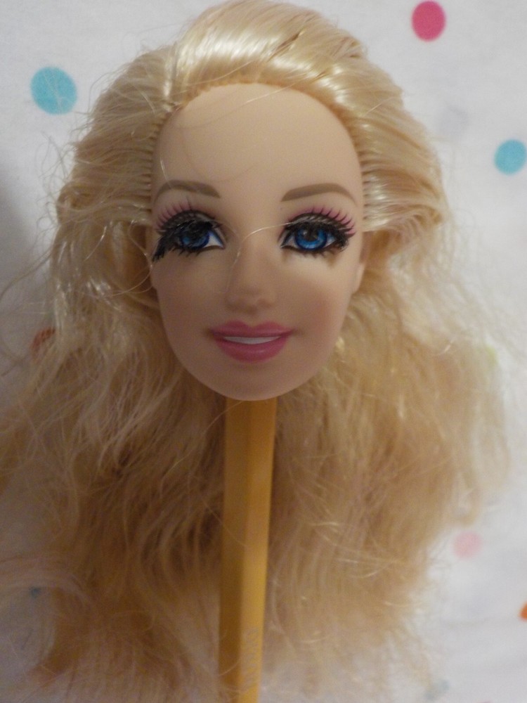 NEW Barbie Doll Head, Blonde Wavy Hair, Mattel,Rooted Lashes, For Parts & OOAK