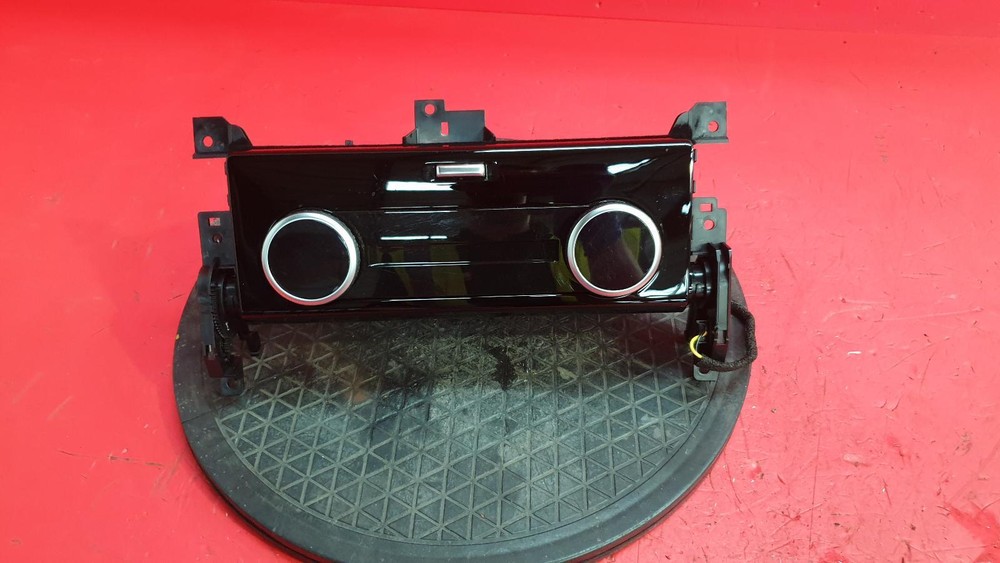 LANDROVER DISCOVERY HEATER CONTROL PANEL 2021