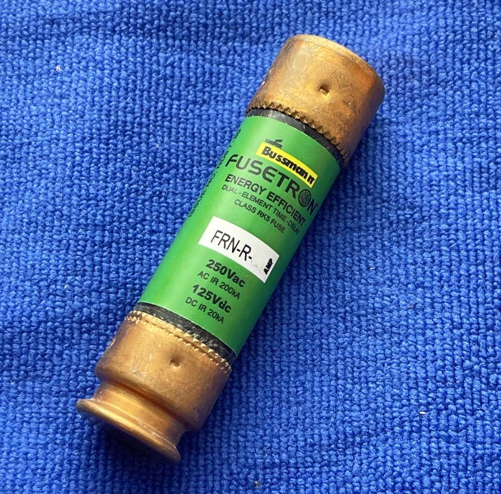 Bussmann FRN-R-50 FRN-R-50A ( 50 Amp ) 250Vac DUAL-ELEMENT TIME-DELAY RK5 Fuse