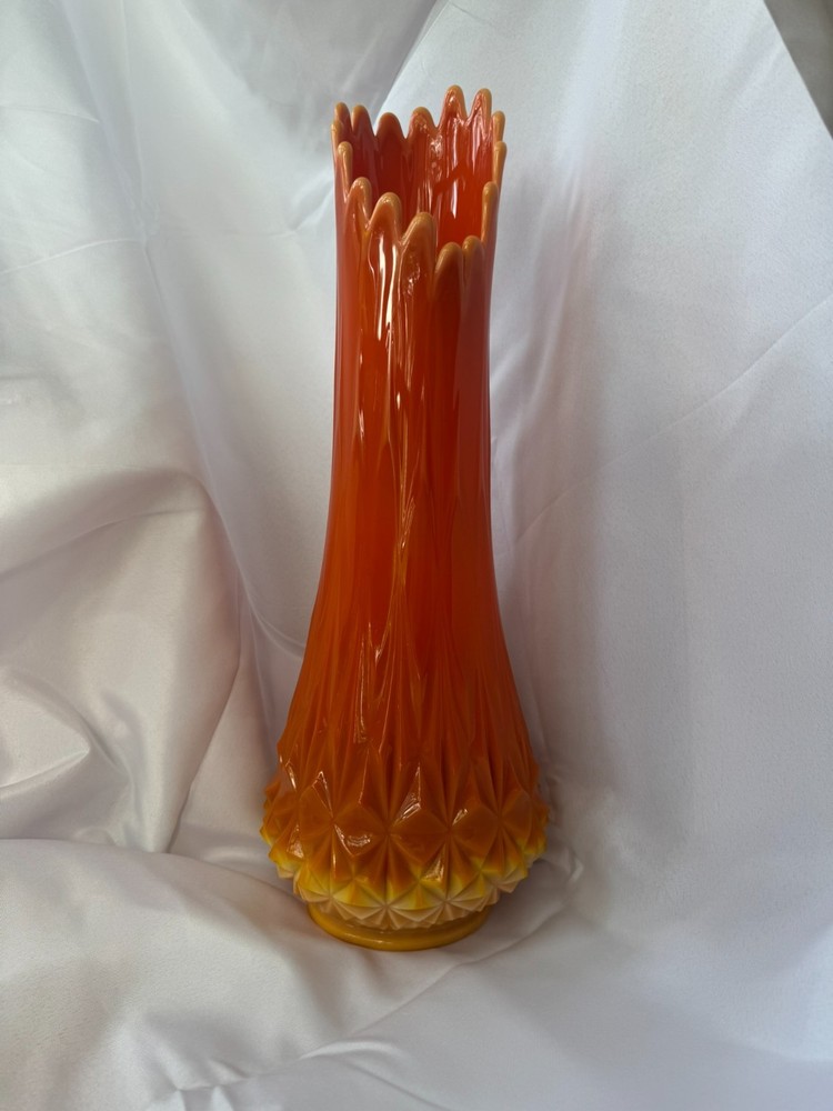 L.E. Smith Bittersweet Orange Swung Vase 20.5” Diamond Pineapple Base MCM Glass