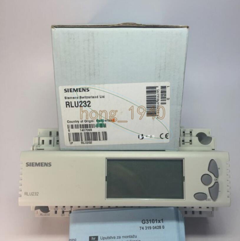 ONE NEW IN BOX Siemens RLU232 Controller