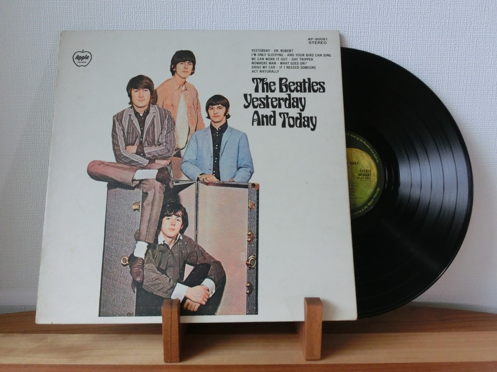 The Beatles Yesterday And Today Japan LP AP-80061 Apple VG+ Play Tested