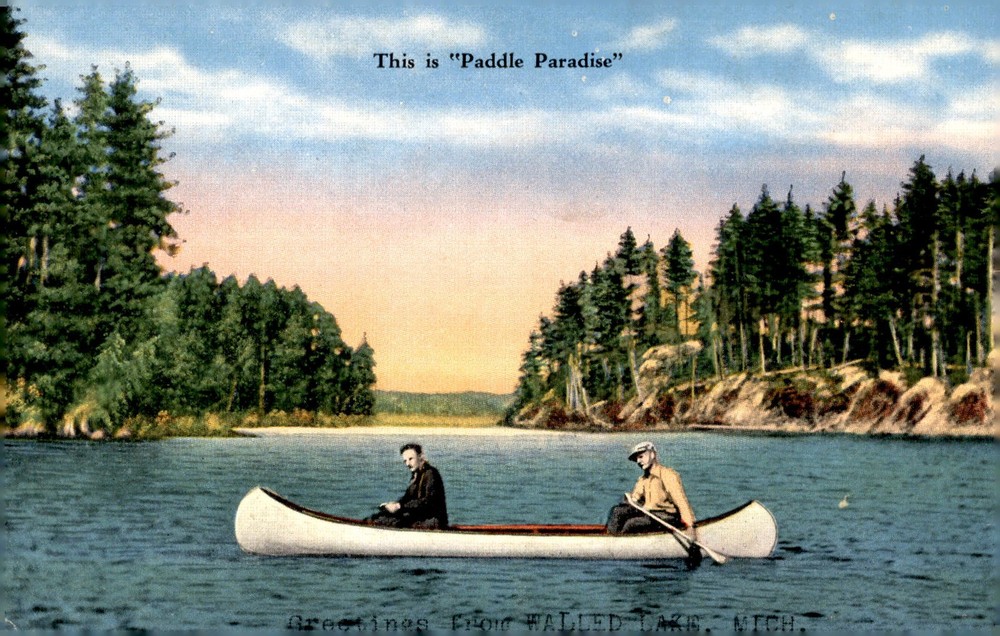 Walled Lake, Michigan - Paddle Paradise Postcard
