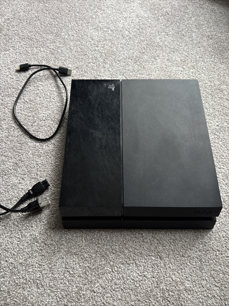 Sony PlayStation 4 Gaming Console - Black (CUH-1001A)- TESTED Powers On Displays
