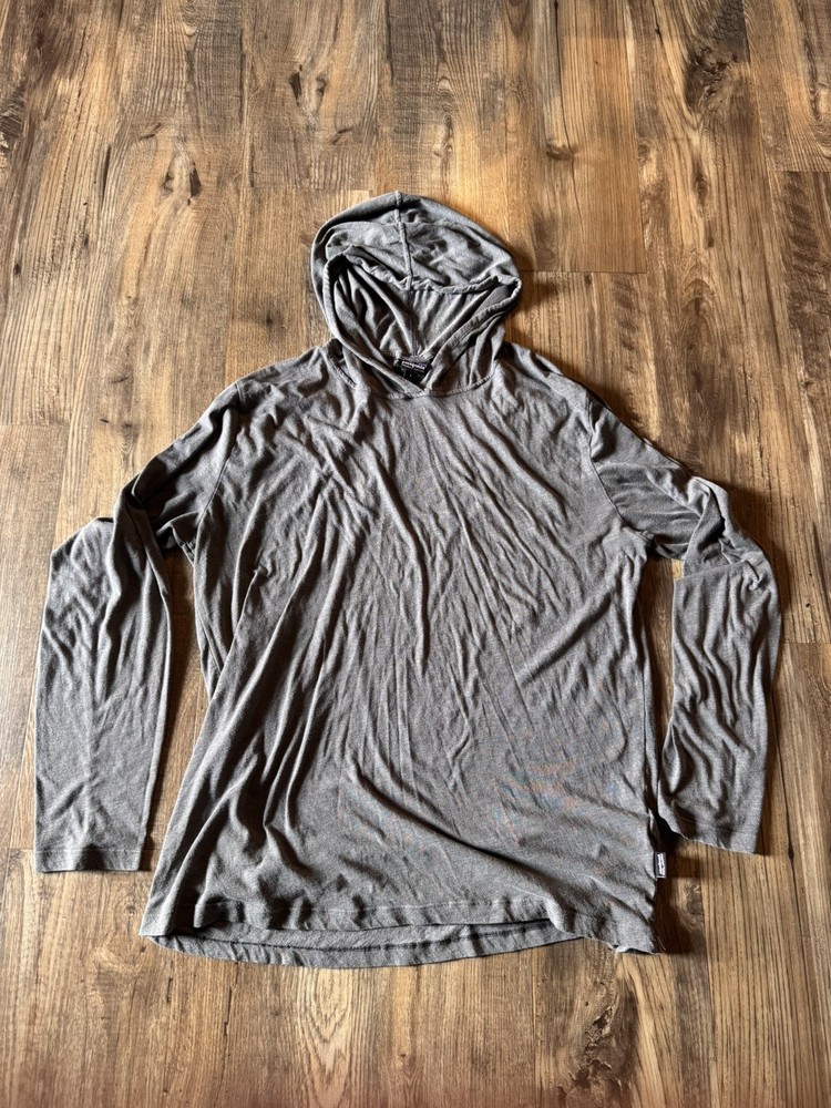 Patagonia Long Sleeve T Shirt Lightweight Hoodie Organic Cotton Gray Mens Large