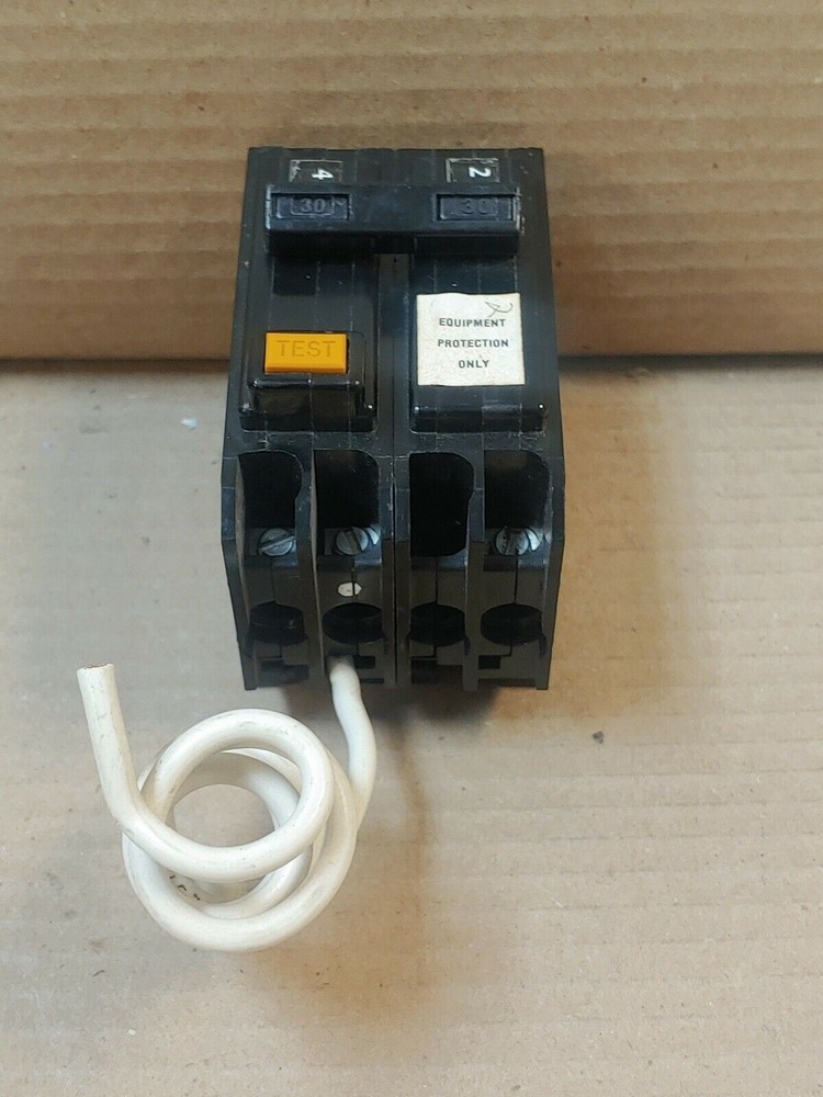 NEW EATON QP QBGFEP2030 2 Pole 30 Amp GFI Protection Circuit Breaker NNB AK