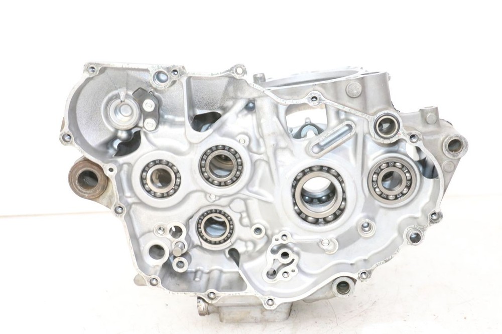 ENGINE CRANKCASE - YAMAHA YZ-F YZF 250 ( 2014 - 2018)