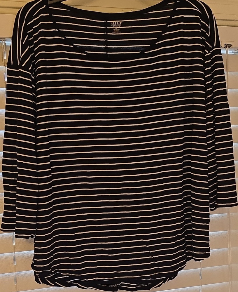 a.n.a Black & White Striped Knit 3/4 Sleeve Round Neck Pullover Top