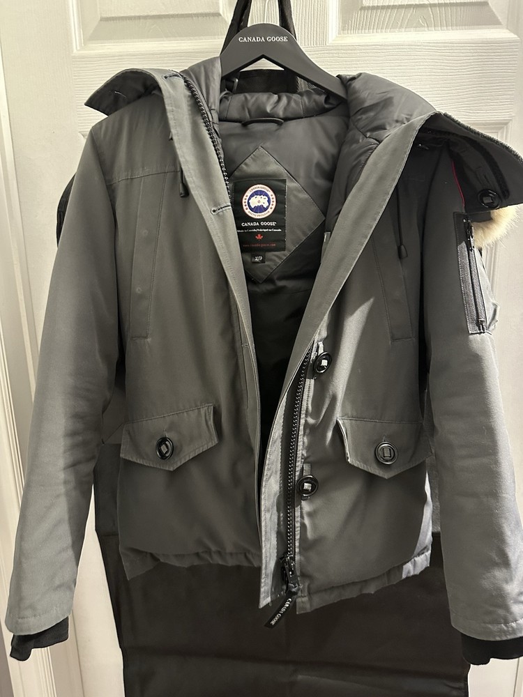 Canada Goose Montebello Parka 2530L - Women’s XS in Graphite
