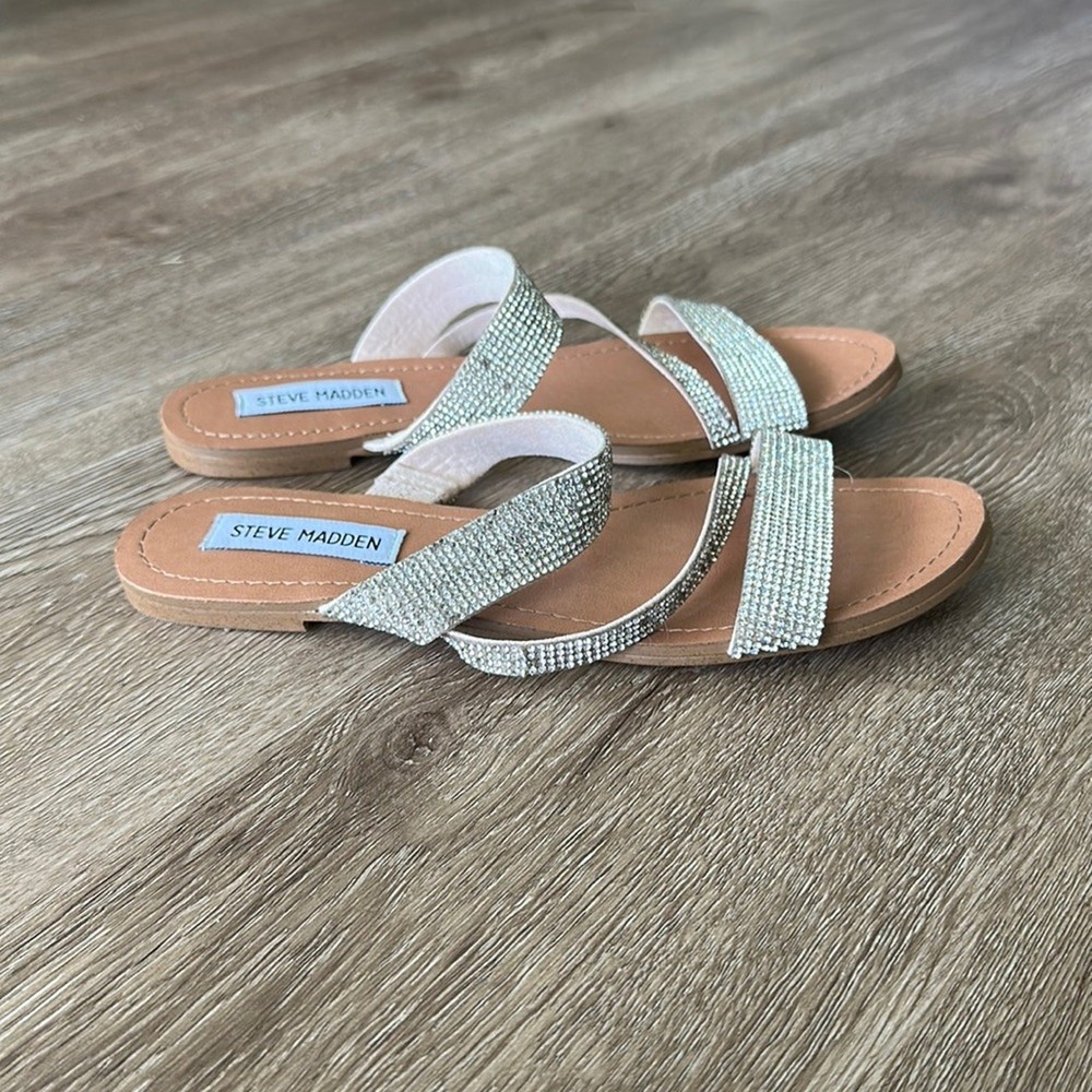 Steve Madden Lorie Rhinestone Strappy Sandals Size 7 Silver Glam Party