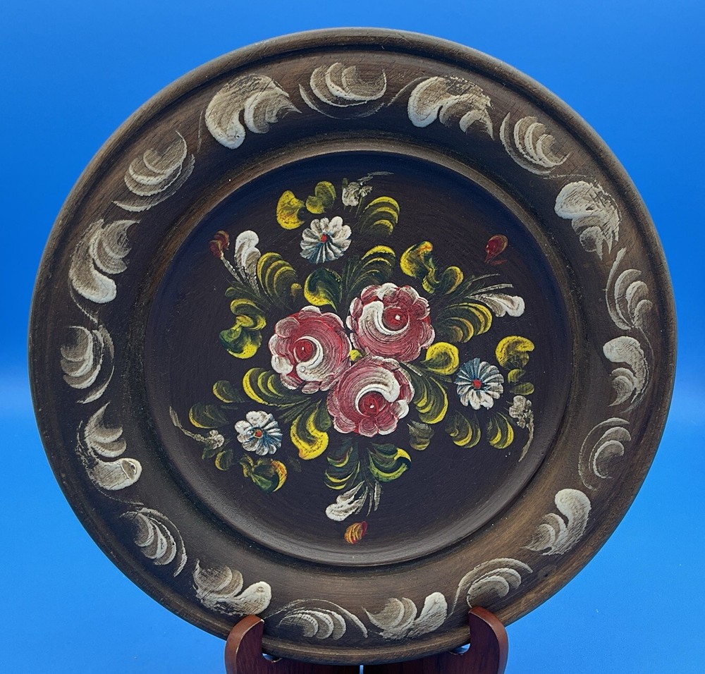 Vintage Hand Painted Floral Wooden Plate- Approx 9 1/4” Diameter