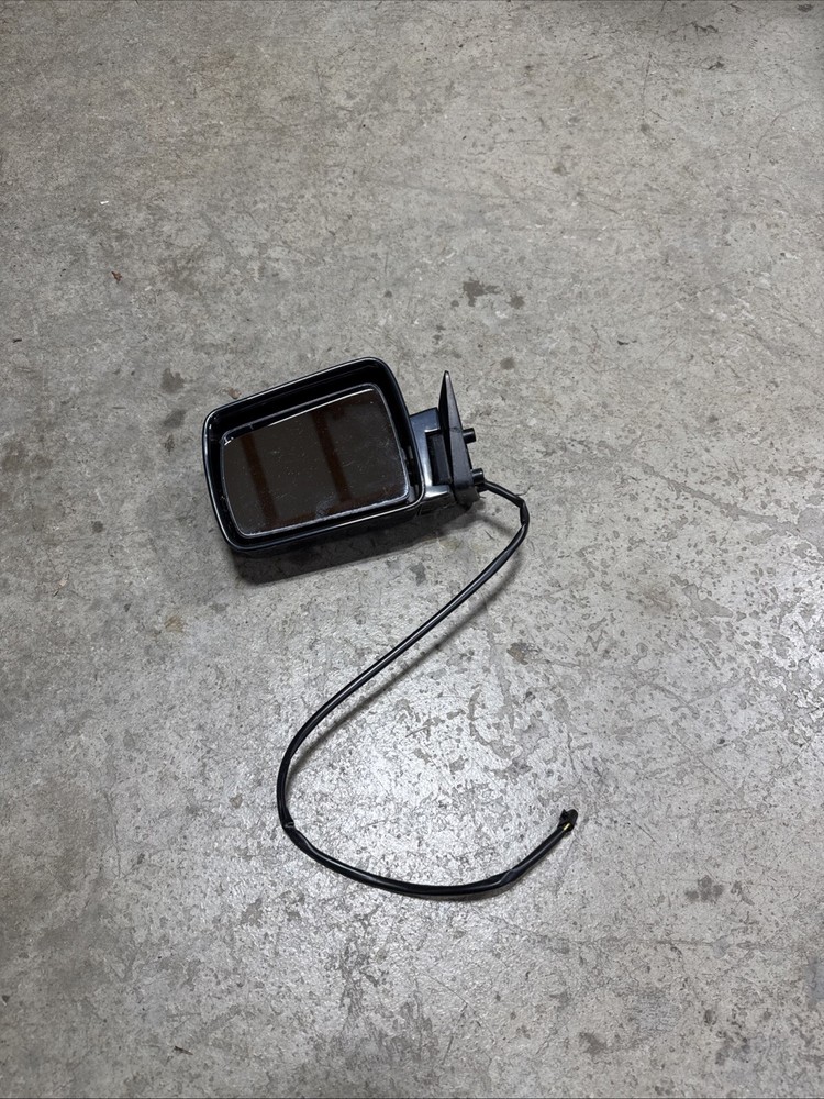 Jeeo Cherokee XJ 84-96 Driver Side View Mirror Power (BS95)