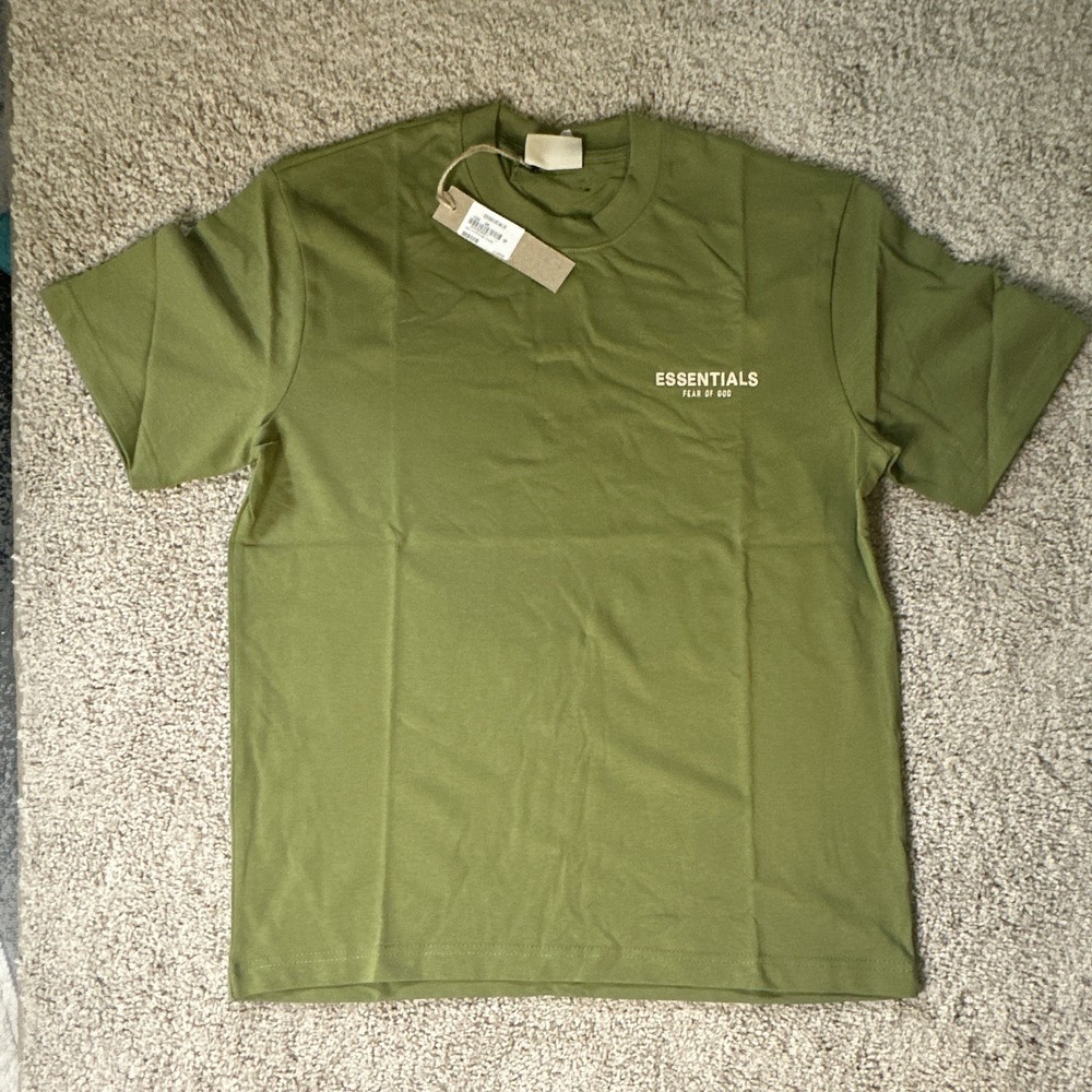 Essentials Men’s M Green Logo Crew Neck Short Sleeve Cotton T-Shirt