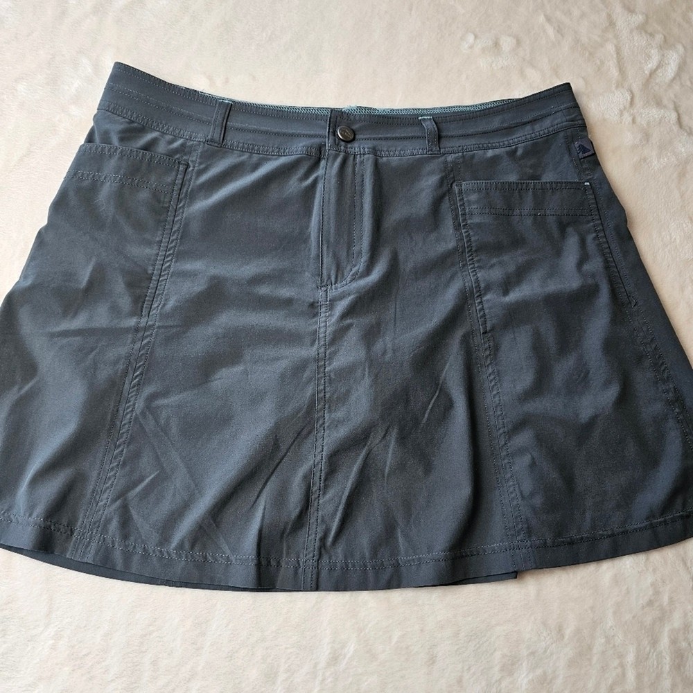 LL Bean Women's Grey Athletic Skort Size 14