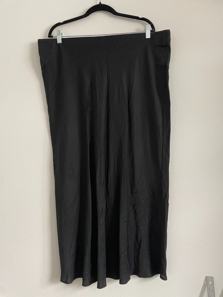 Gap Slip Skirt Women XXL Black Satin Midi Pull On Classic Minimalist Elastic