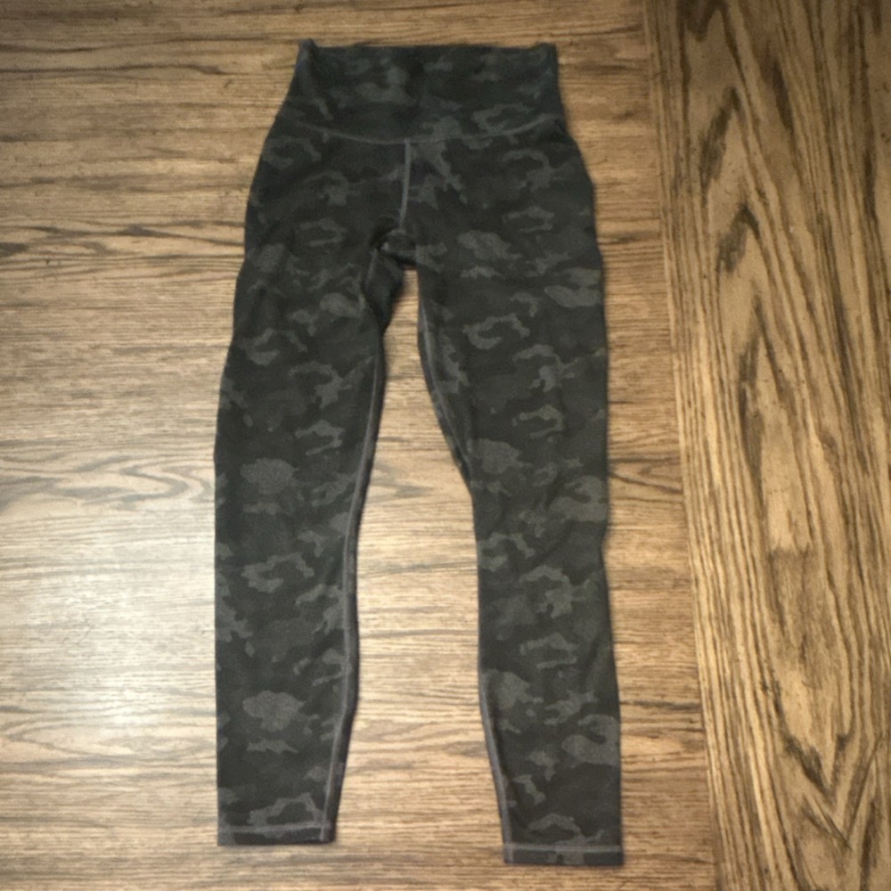 Fabletics PowerHold Camouflage Ankle Leggings High Waist XXS Black Gray Stretch