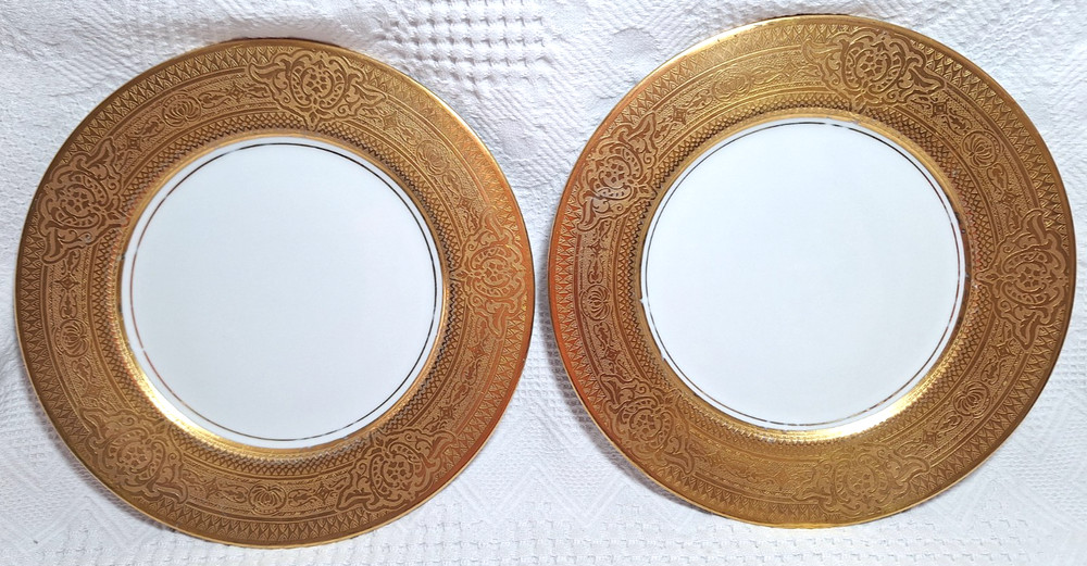 2 Royal Bavarian Hutschenreuther Selb Ivory & Gold Encrusted/Gilded Dinner Plate