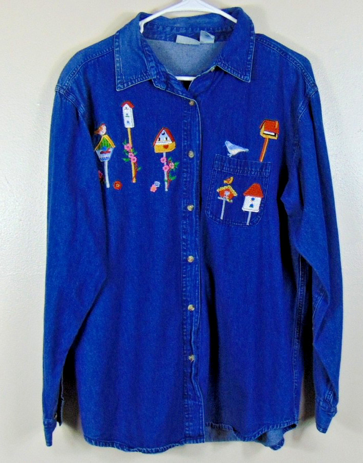 Cabin Creek Blue Denim Button Up Embroidered Top VTG Womens Large Birdhouse