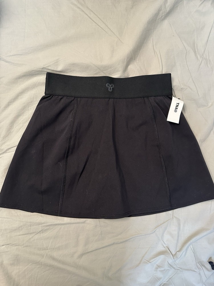 Tna Aritzia Black Women Skort Size XS Petite