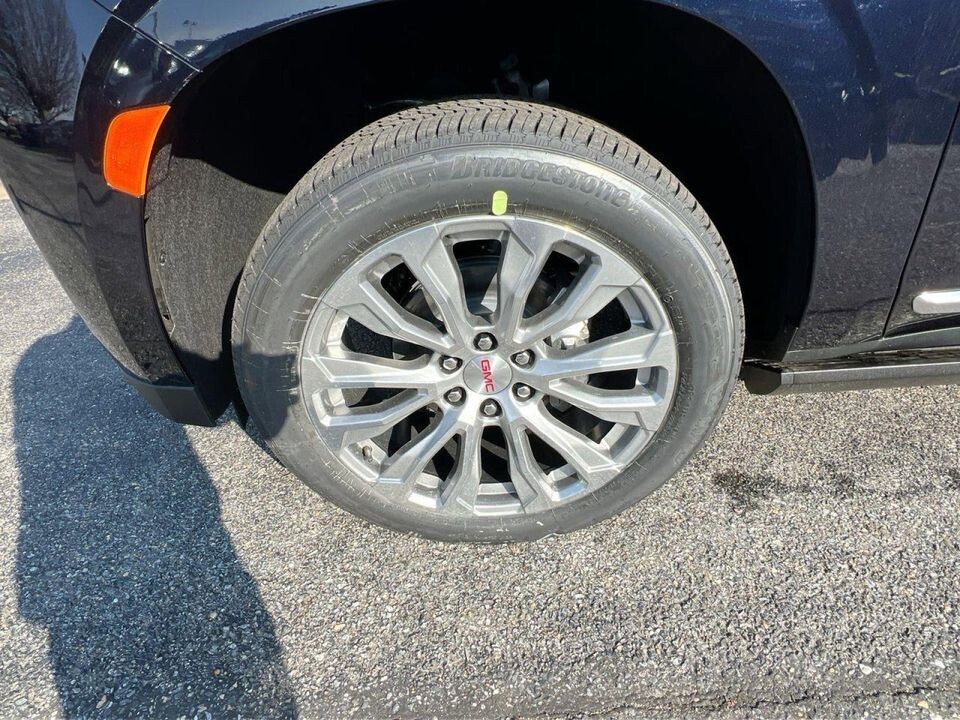Wheels rims 22 inches OEM GMC Yukon