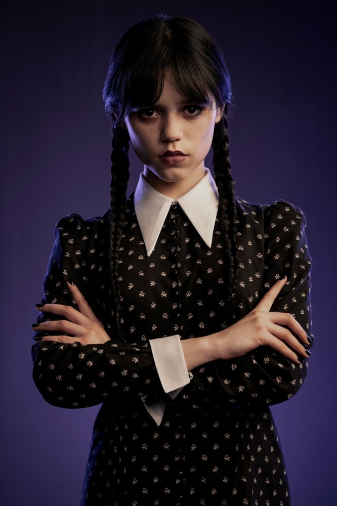 Jenna Ortega in an 11