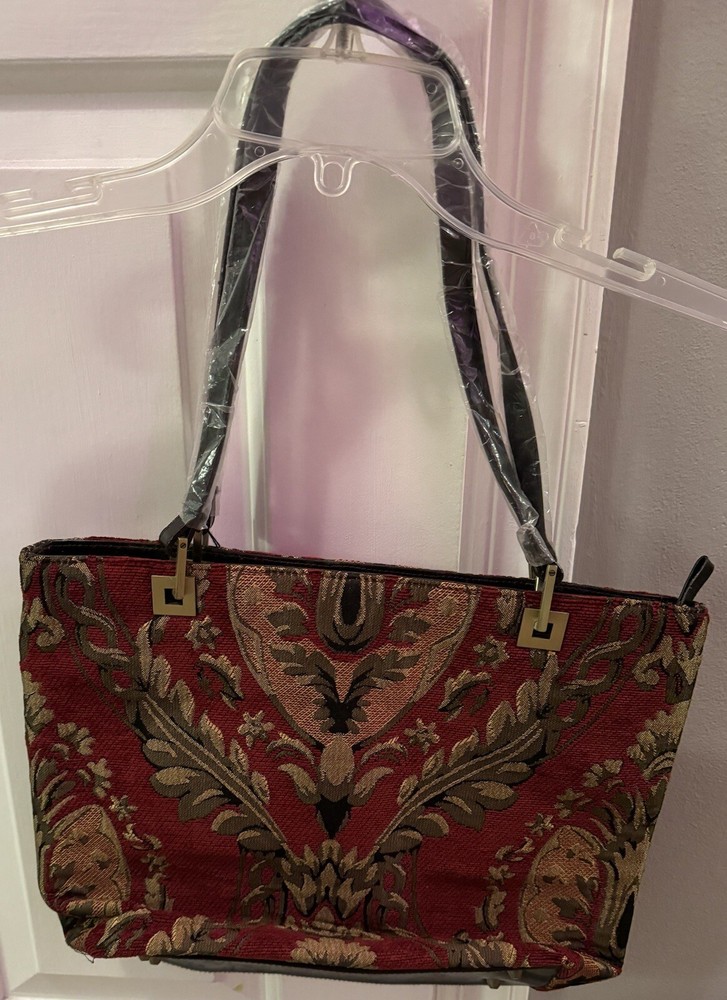 Bueno stylish and spacious tote bag for everyday use