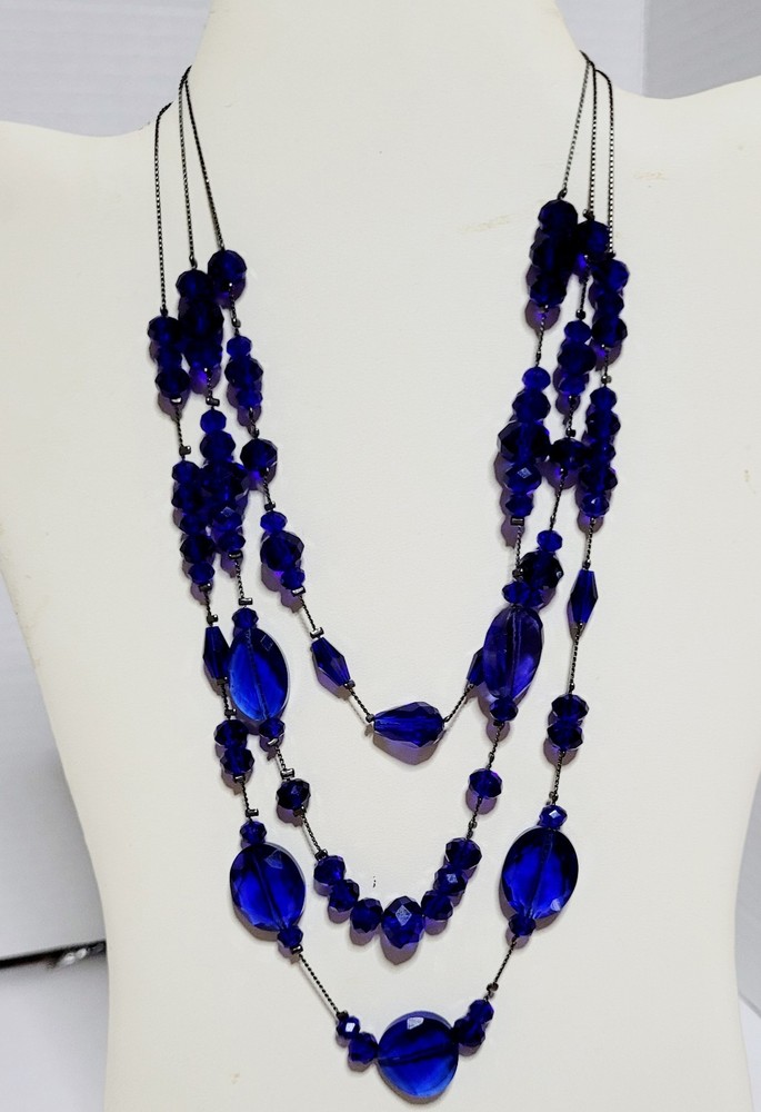 Vintage Cobalt Blue Glass 3 Strand Necklace 10