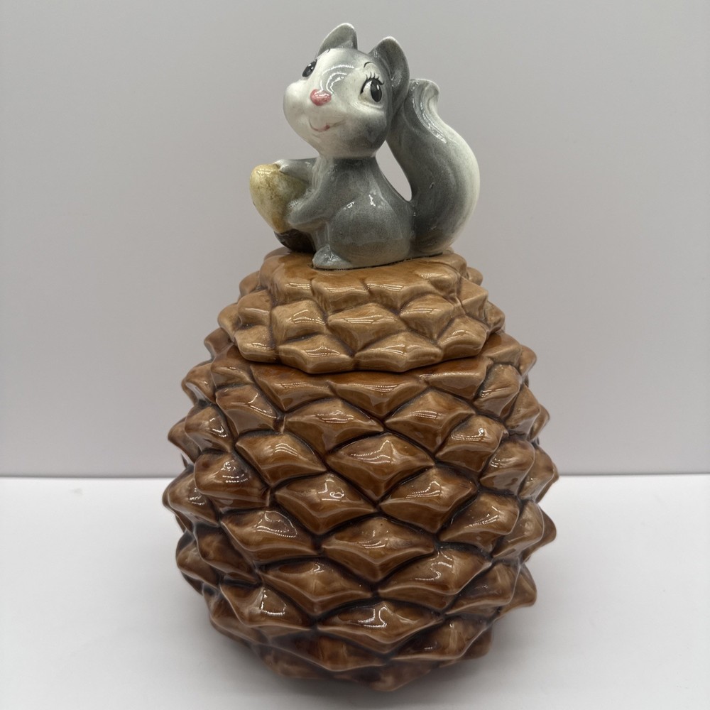 Metlox Squirrel Sitting on Pinecone Brown Vintage Ceramic Cookie Jar USA Made