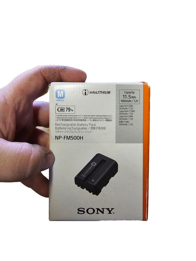 Sony NP-FM500H Li-Ion Camera battery