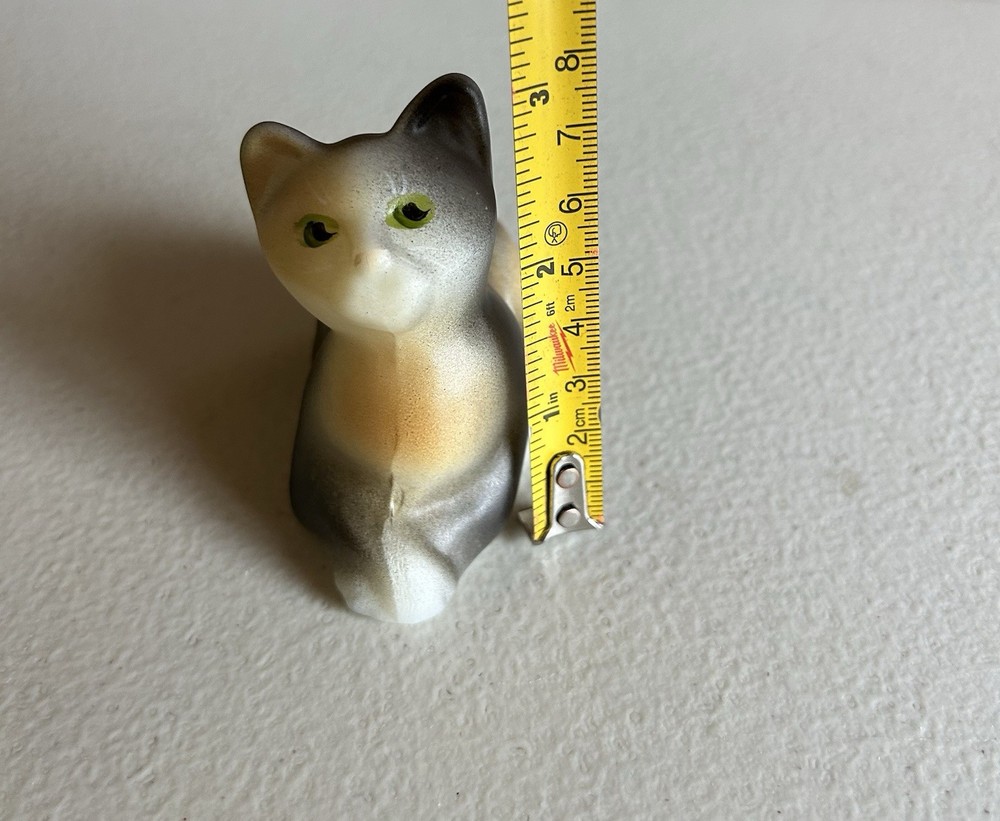 Fenton Opal Satin Natural Calico Hand Painted Perky Cat